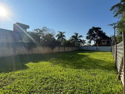 Terreno en esquina en venta en San Lorenzo, Santo Tomás