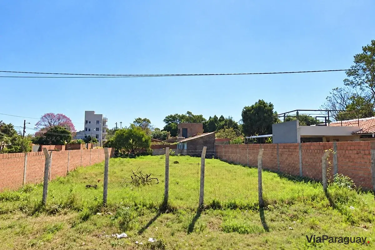 Terreno en esquina en venta en Virgen del Rosario