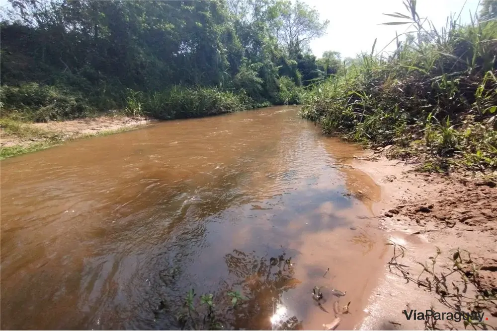 Terreno en venta con arroyo en Eusebio Ayala, Cordillera
