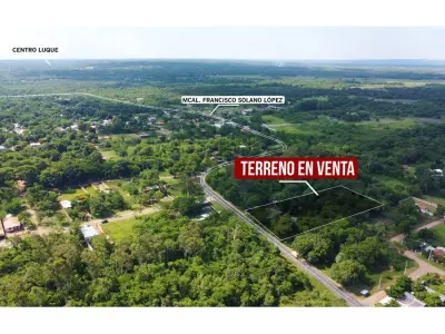 Terreno à venda com casa colonial em Aregua