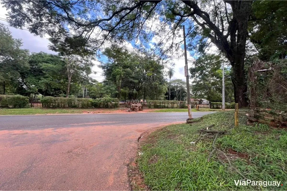 Terreno à venda com casa em Capiatá, Central