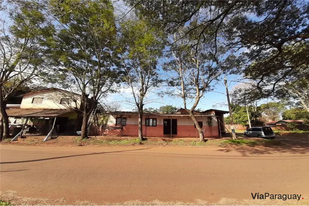 Terreno à venda com construção em Cambyretá, Itapúa