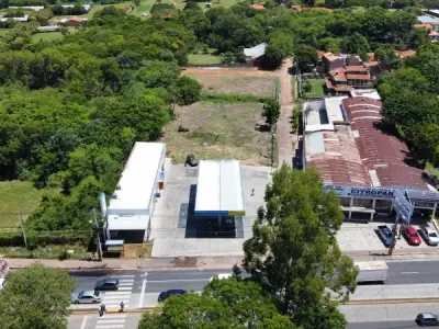 Terreno à venda com posto de combustível em locação, San Lorenzo
