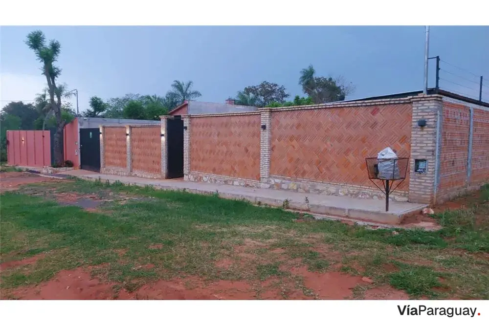 Terreno à venda com galpão em Pindolo, Areguá