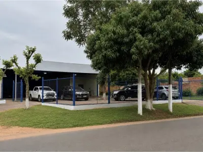 Terreno en venta con lavadero en esquina, San Lorenzo