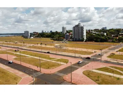 Terreno à venda com local comercial em Encarnación