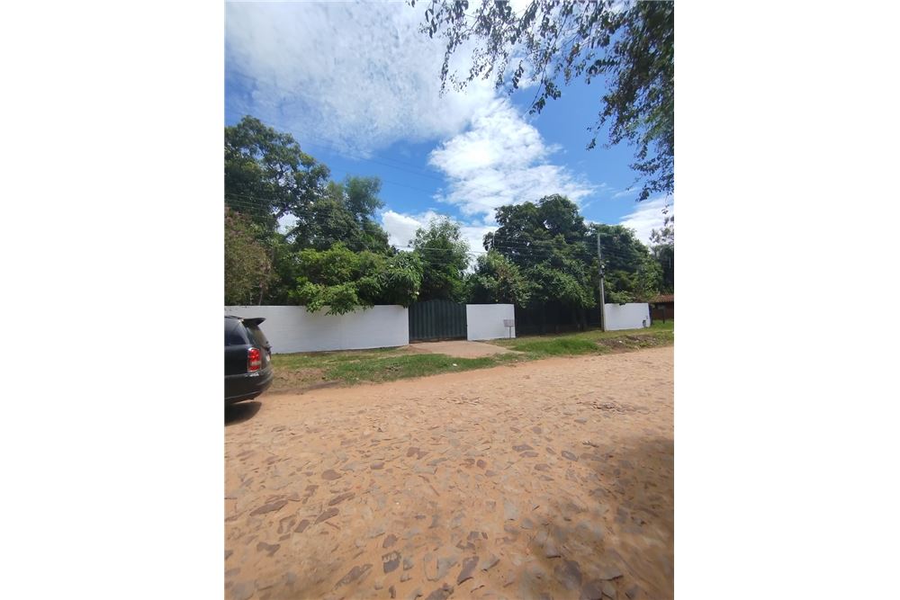 Terreno en venta de 1.600 m² en Mariano Roque Alonso