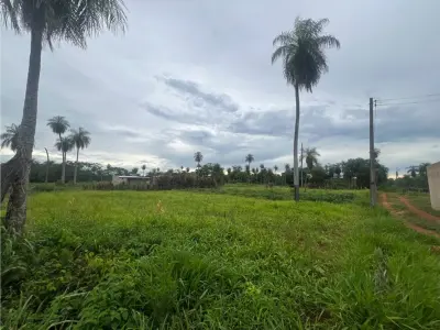 Terreno à venda de 1.898 m² em Julián Augusto Saldivar