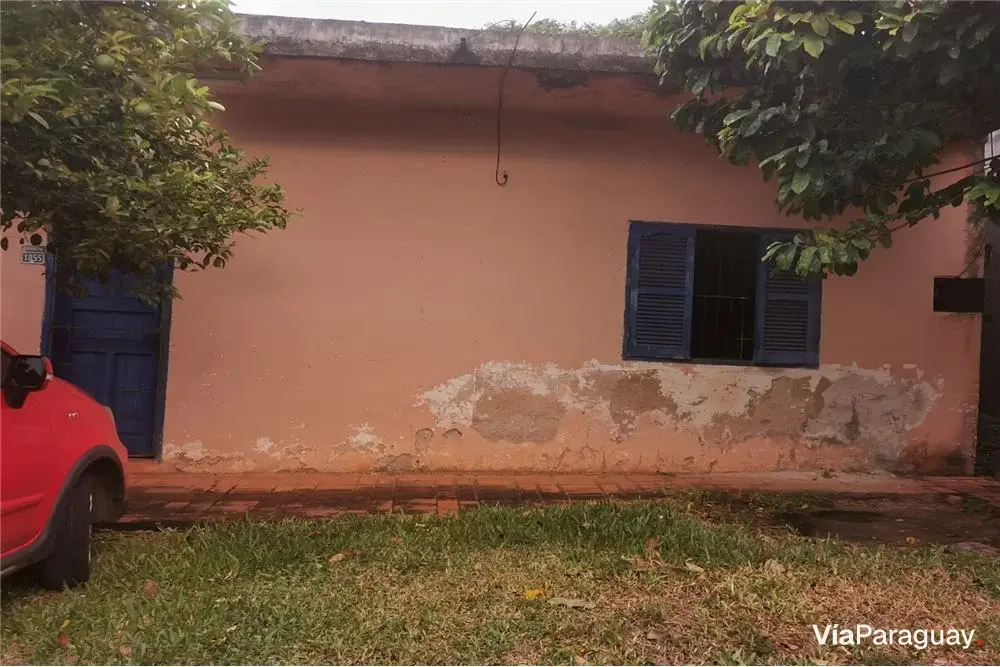 Terreno à venda de 360 m² em San Lorenzo, Central