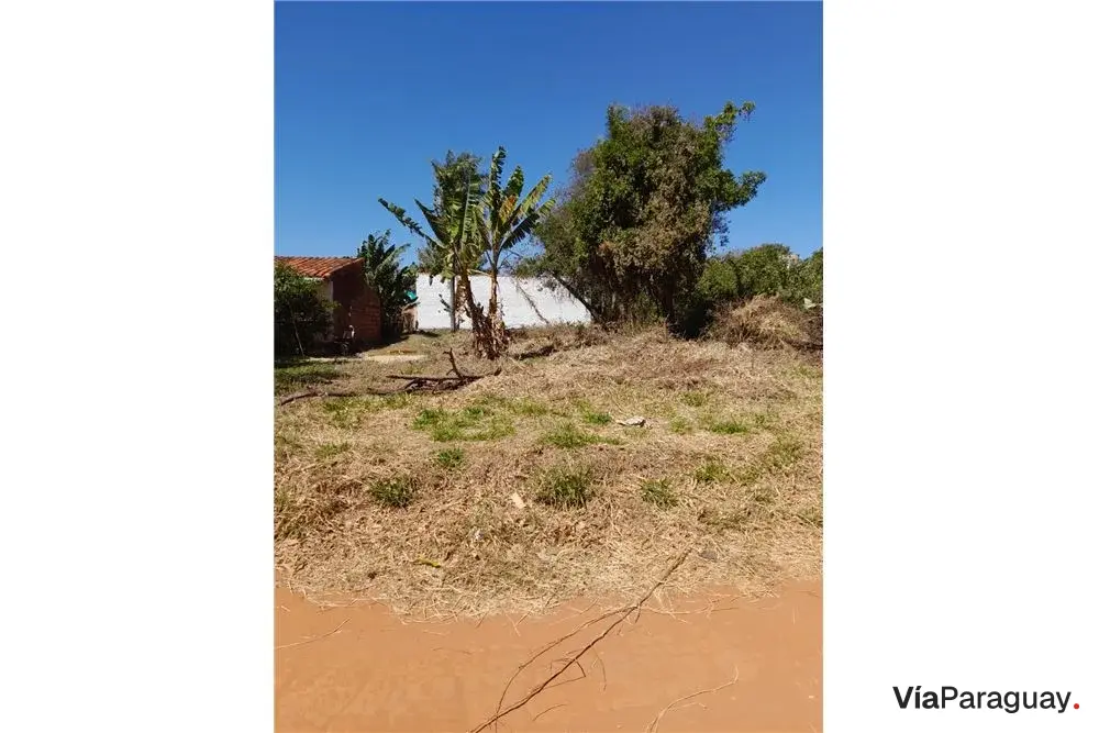 Terreno à venda de 365 m² em Itapuamí I, Luque