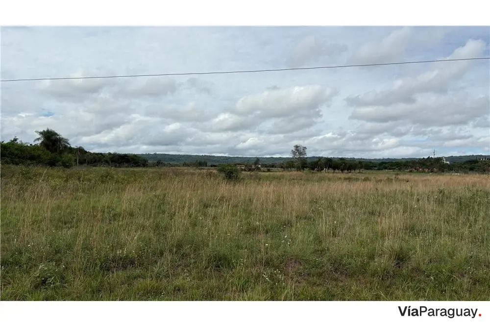 Terreno à venda de 420 m² em Hugua Hu, Ypacaraí