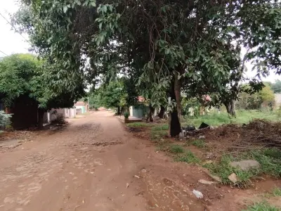 Terreno à venda de 420 m² em Laurelty, Luque