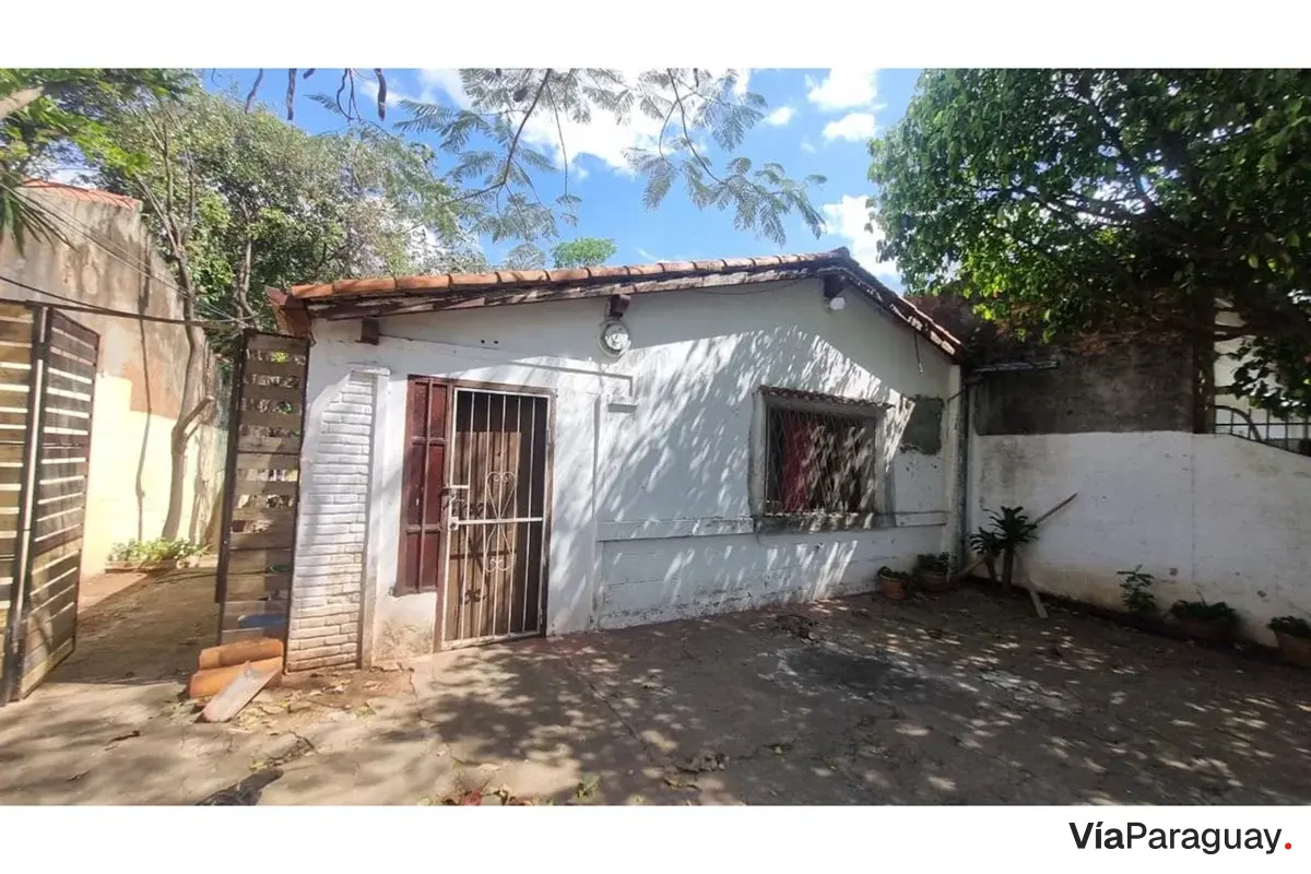 Terreno à venda de 433 m² em Pinozá, Assunção