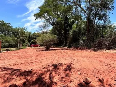 Terreno à venda de 448 m² em Limpio, Central