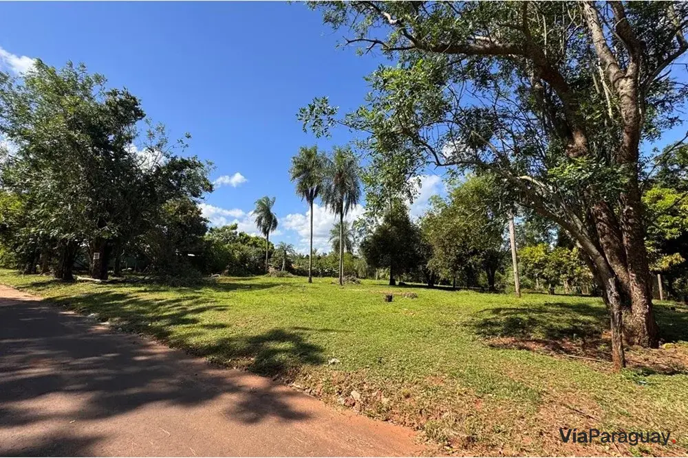 Land for sale, 4,620 m², in central Itakyry