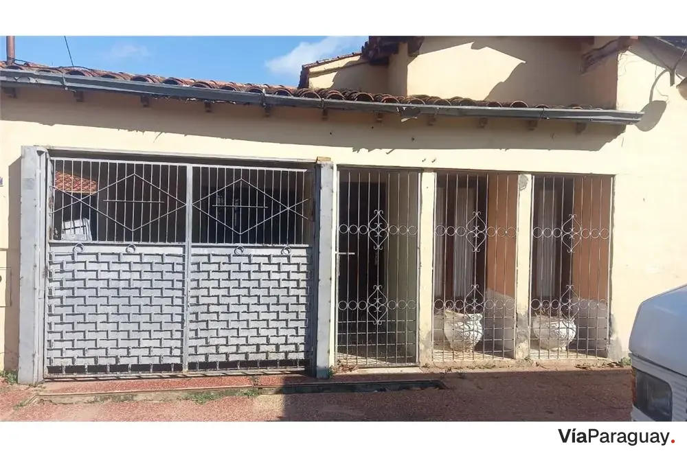Terreno à venda de 530 m² em Loma Pytá, Assunção