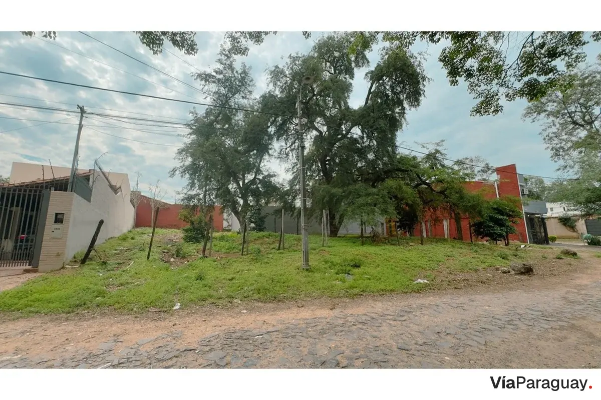 Terreno à venda de 610 m² em Santa Librada, Assunção