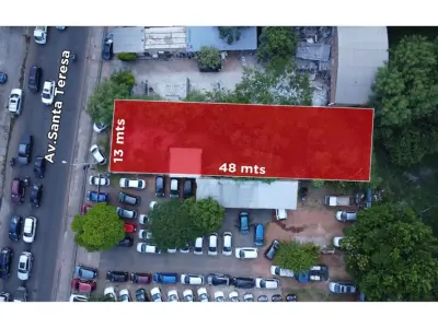 Terreno à venda de 614 m² em Fernando de la Mora