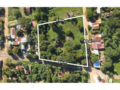 Terreno à venda de 6.755 m² em esquina, barrio Primavera, Luque