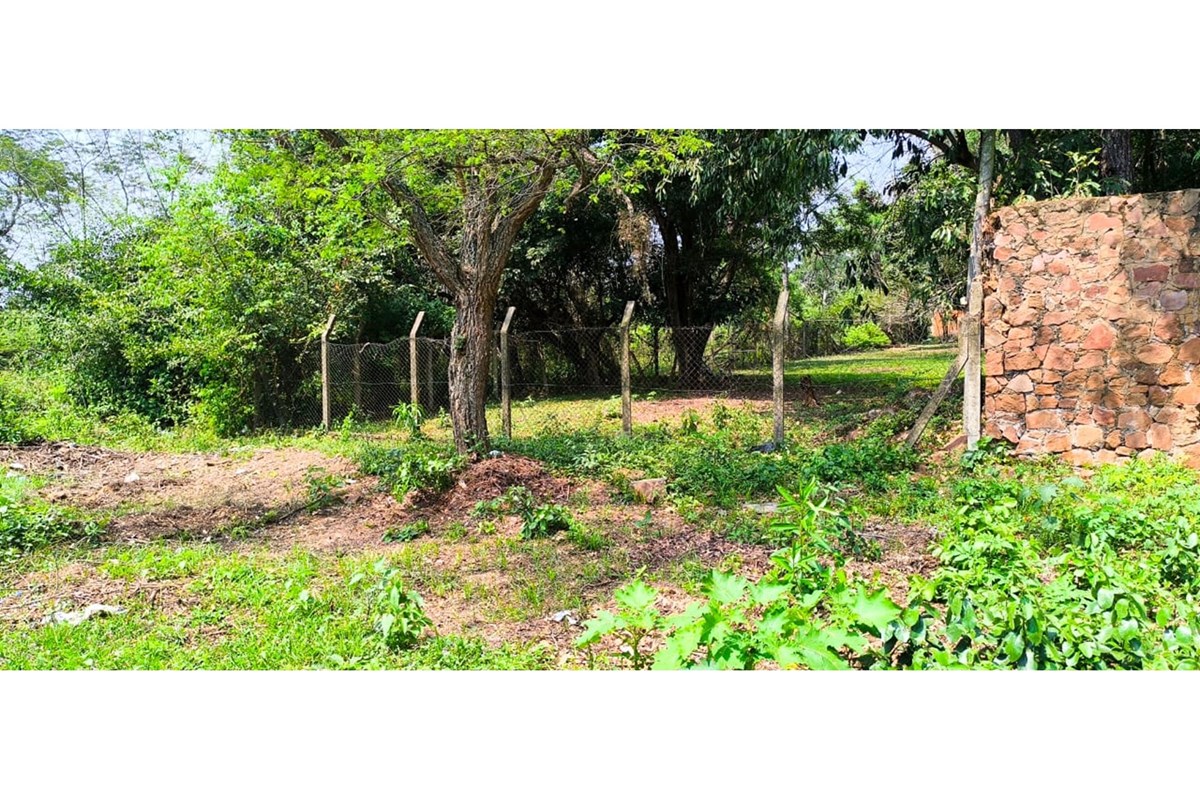Terreno à venda de 720 m² em Playas de Areguá