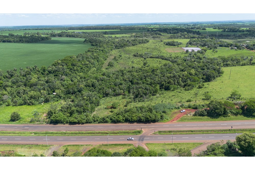 Terreno à venda de 99.028 m² na Ruta PY02, Yguazú