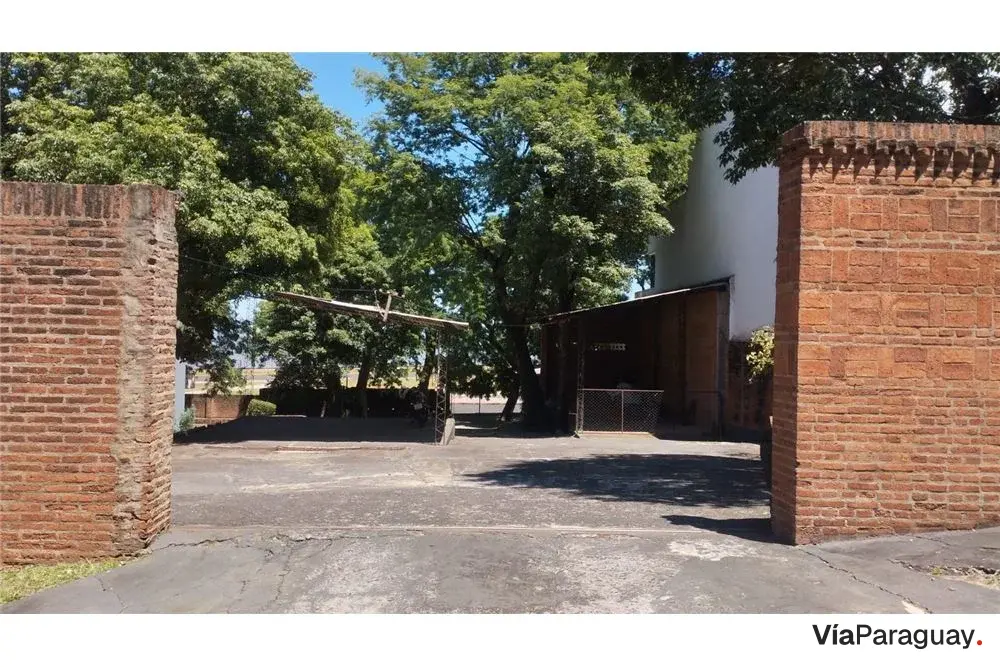 Terreno à venda de rua a rua em Encarnación