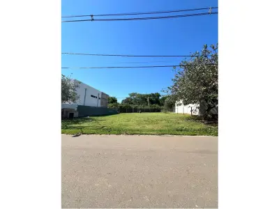 Terreno en venta en Aqua Village, San Bernardino