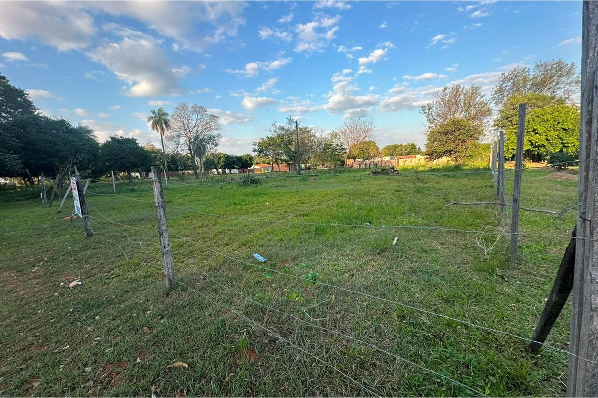 Terreno en venta en Areguá, a pasos de Caacupemí