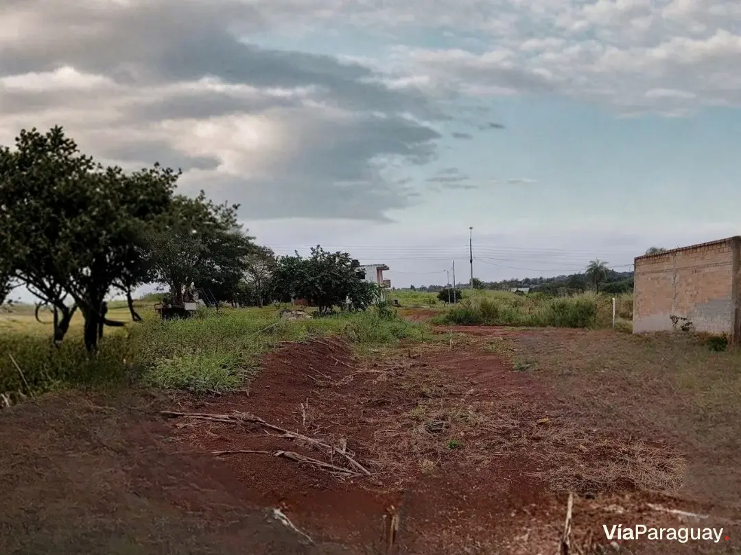 Land for sale in 7 A 10 Monday neighborhood, Ciudad del Este