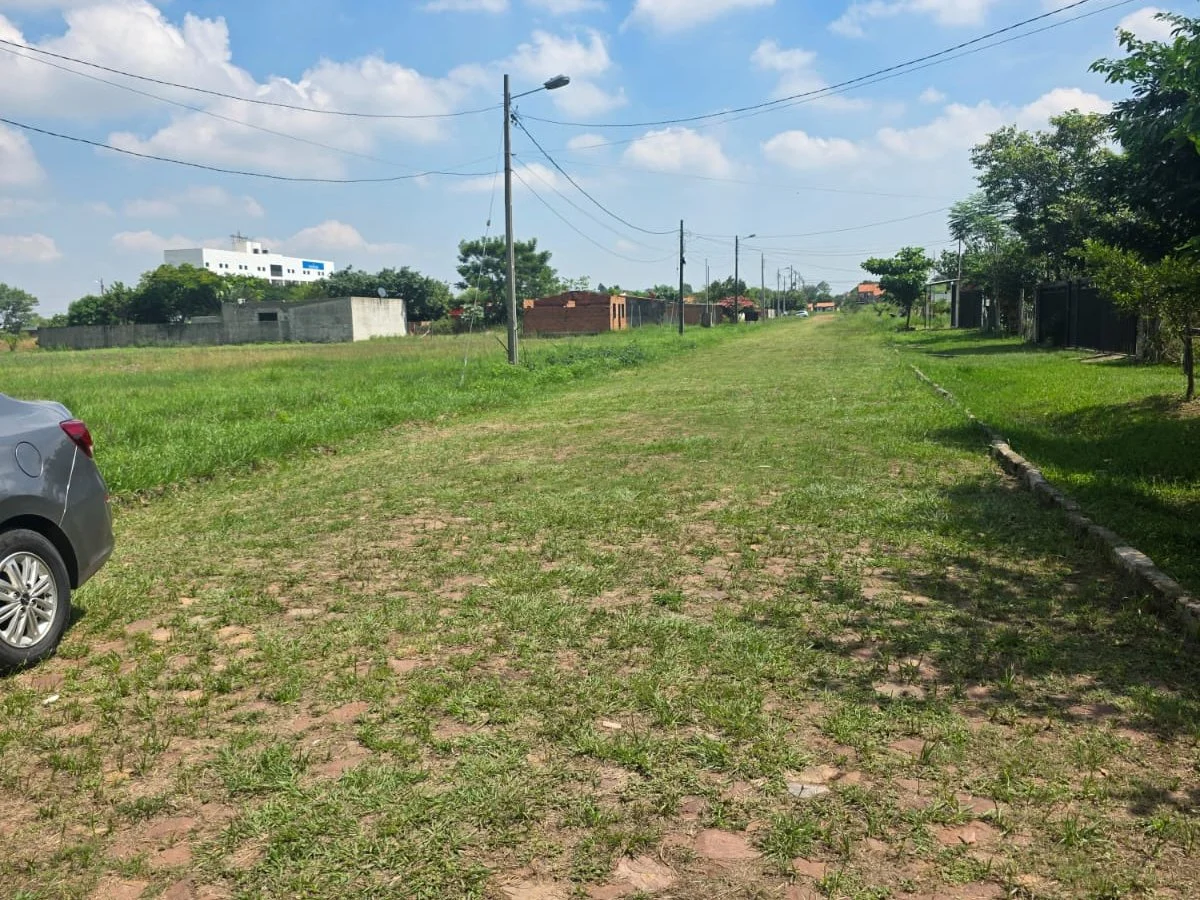 Terreno en venta en Barrio Alegre, Guarambaré — 360 m² en calle San Roque