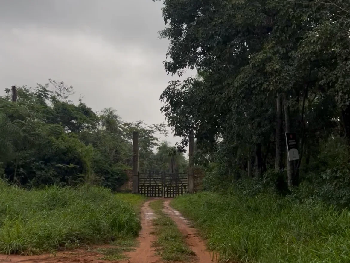 Terreno à venda no Barrio Cañadita, Itauguá — 4.320 m²