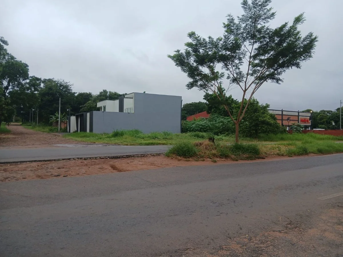Land for sale in Barrio Capilla del Monte, San Lorenzo — 360 m²