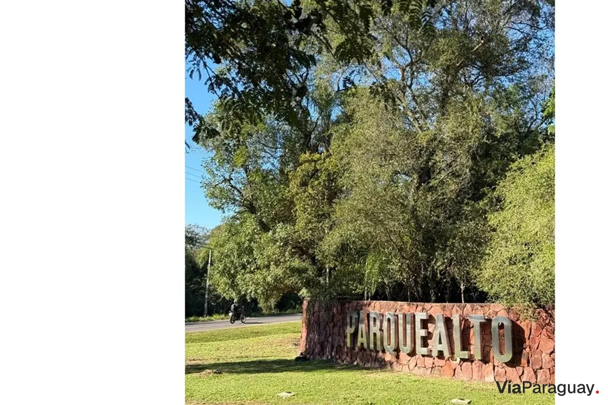 Terreno à venda em condomínio fechado Parque Alto, Ypacaraí