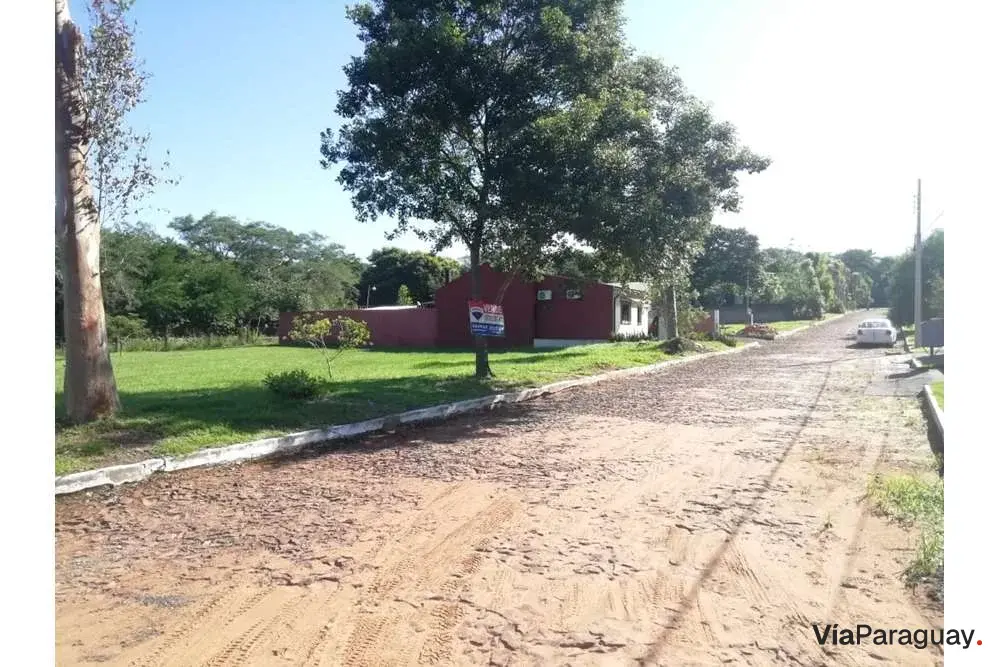 Terreno à venda no condomínio Pilar del Este, Ypané