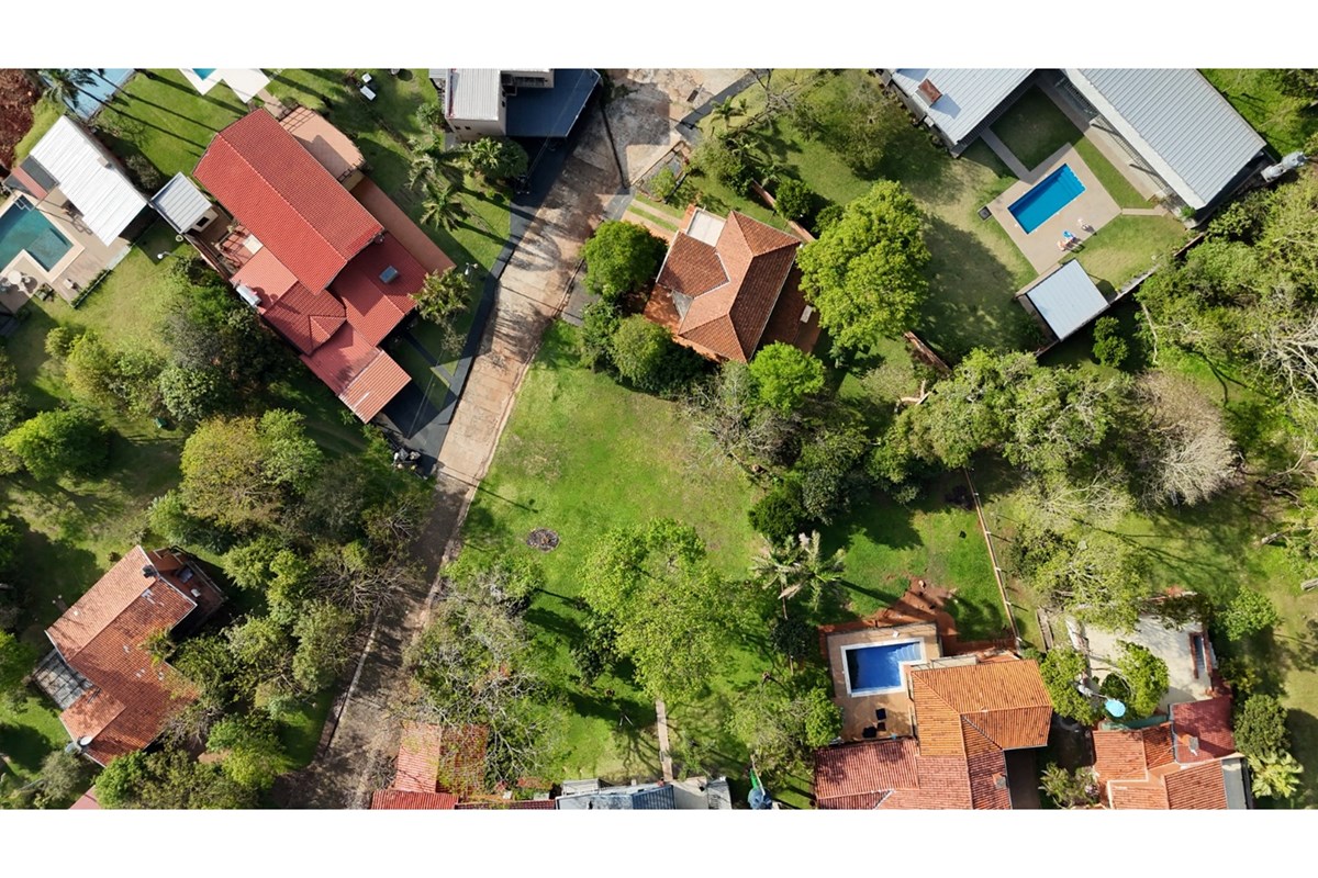 Terreno à venda no Barrio Cerrado Río Beach, Encarnación