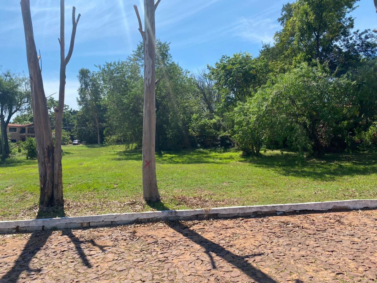 Terreno en venta en barrio cerrado, Ypáné