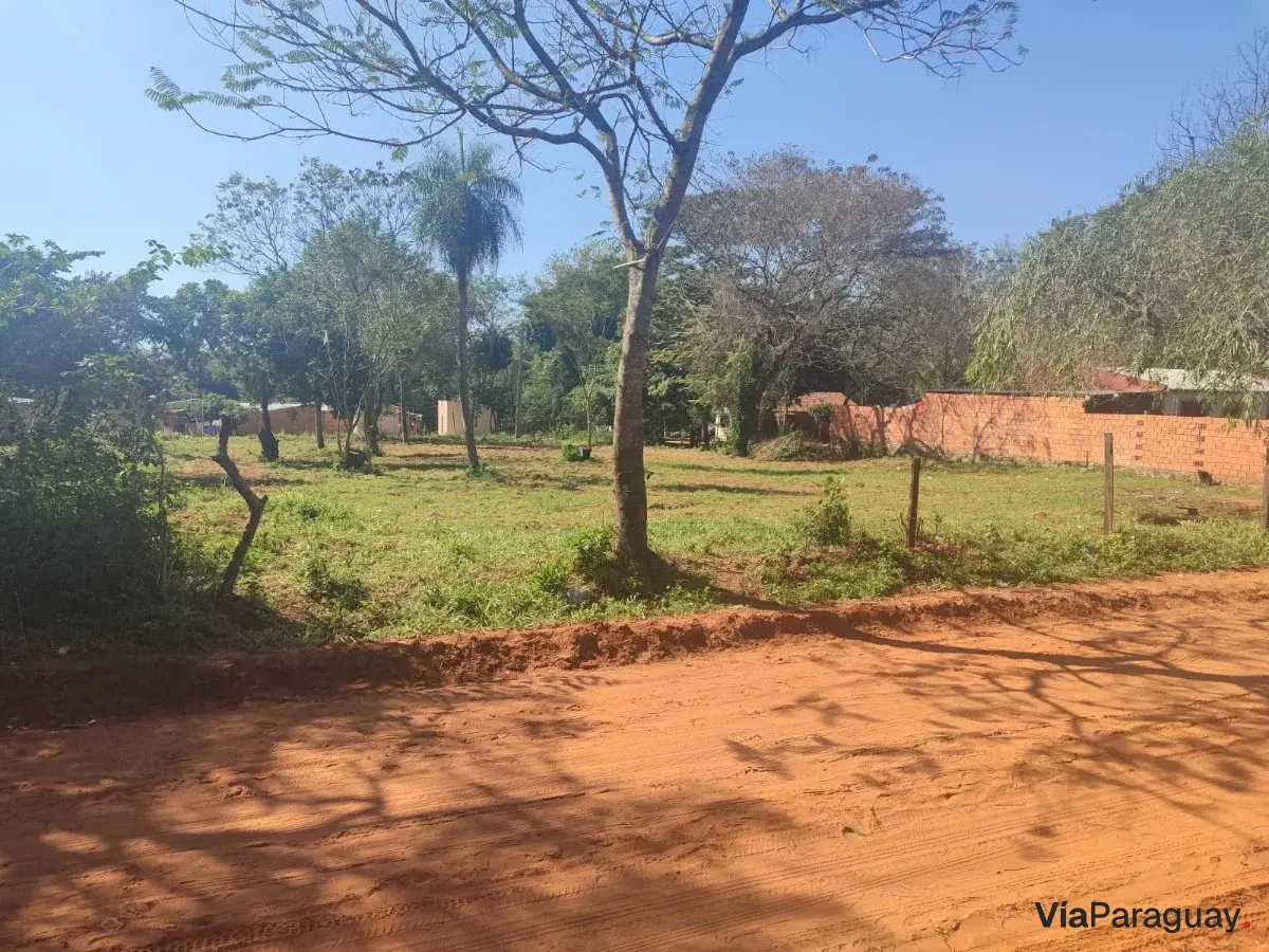 Terreno à venda no Barrio J, Capiatá