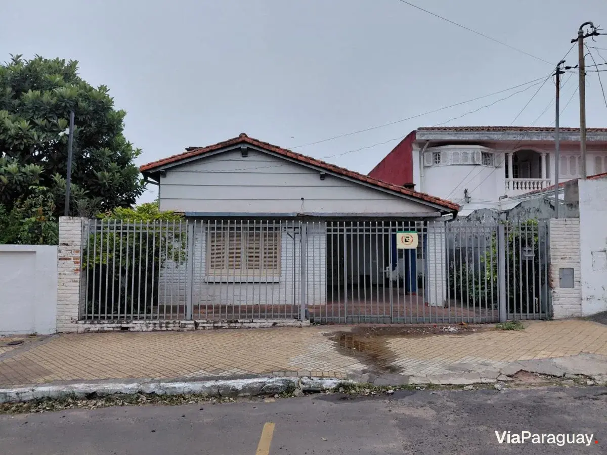 Terreno à venda no Barrio Jara, Assunção – 300 m²