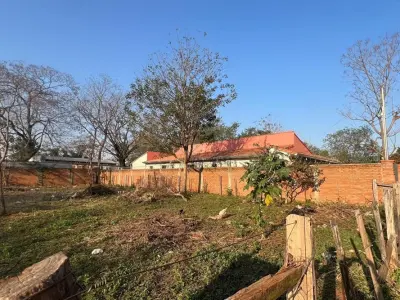 Terreno à venda no Barrio Kennedy, Capiatá