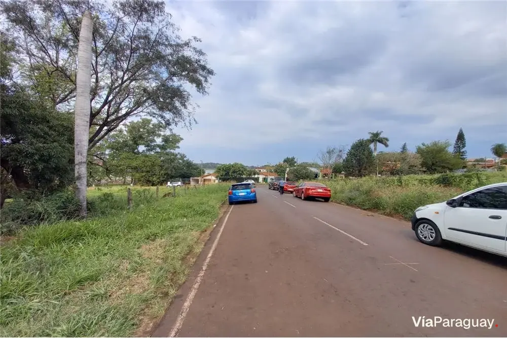 Land for sale in La Paz neighborhood, Encarnación