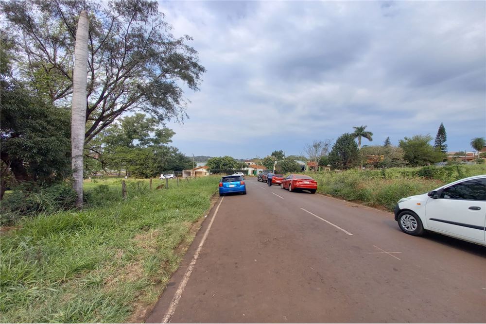 Terreno à venda no bairro La Paz, Encarnación