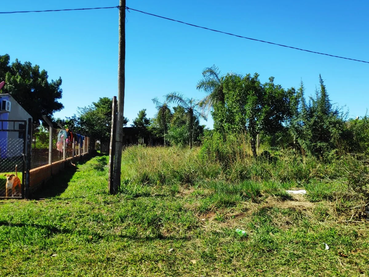 Terreno à venda no bairro Naranjaisy, Villeta