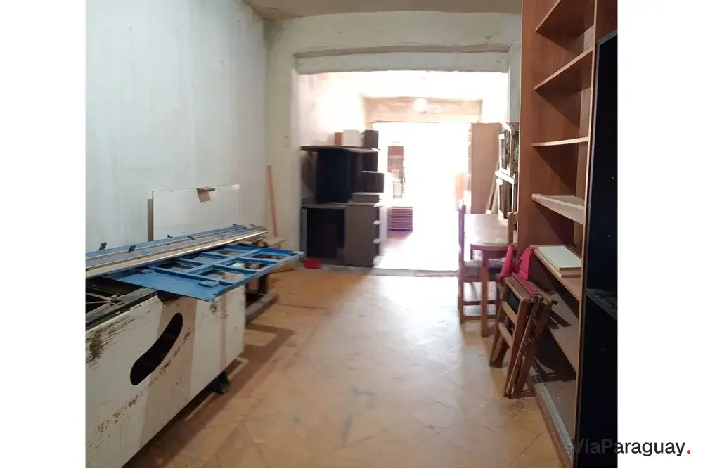 Terreno en venta en barrio Pettirossi, Asunción