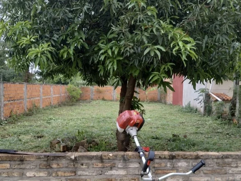 Terreno à venda no bairro Yca'a, Luque