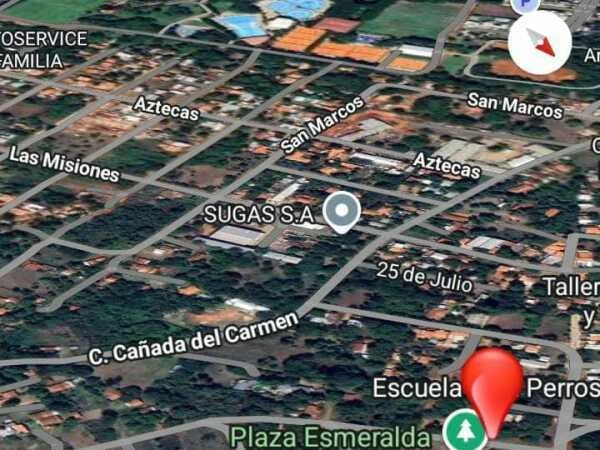 Land for Sale in Zárate Isla Neighborhood, Luque