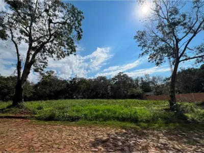 Terreno à venda em Caacupemi, Hernandarias