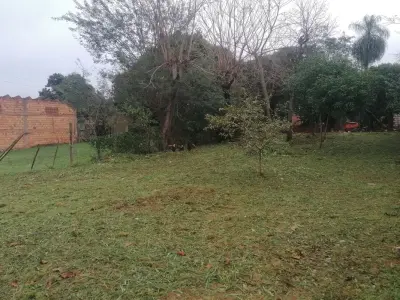 Terreno à venda em Cañadita, Itauguá