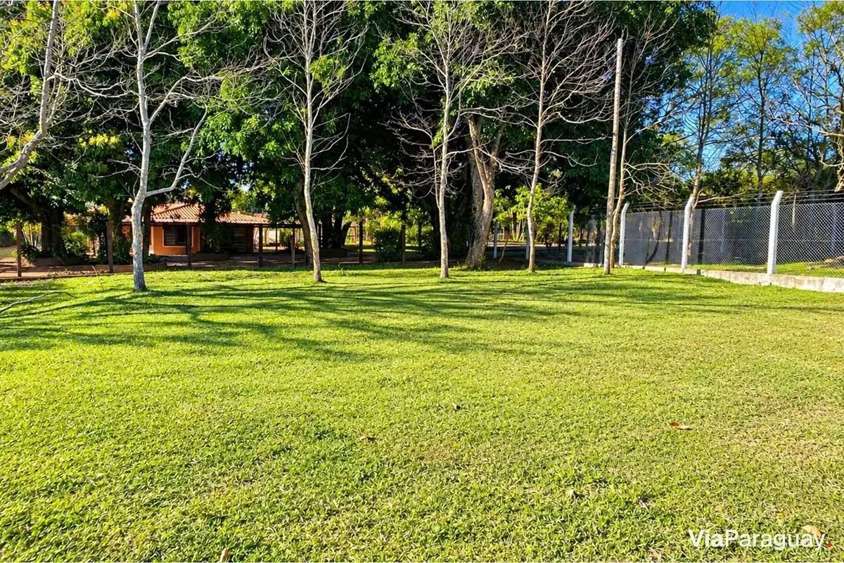 Terreno à venda em Capiatá, bairro La Quinta