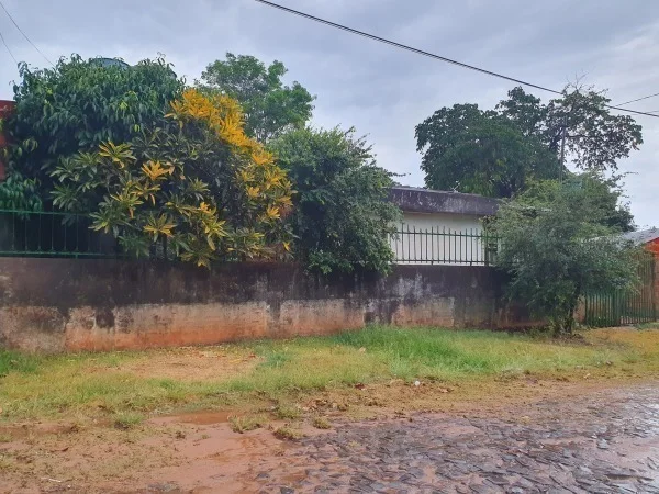 Terreno à venda em Ciudad del Este, km 6, bairro San Isidro