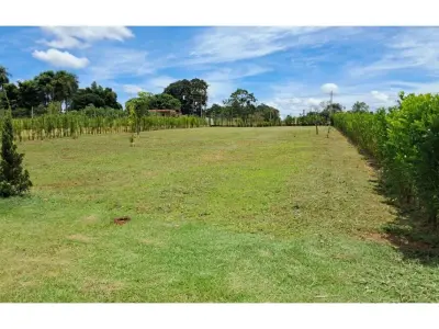 Terreno en venta en Condominio Acaray Country Club, Ciudad del Este